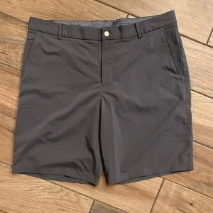 🔥 Nike Golf Shorts 🏌️‍♀️ ⛳️ 🔥